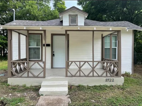2722 Hector Street