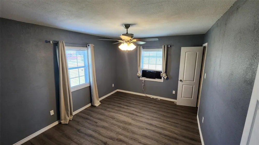 809 Bowie Street Sweetwater, TX 79556