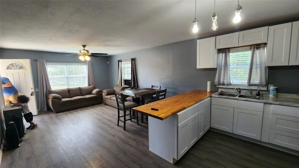 809 Bowie Street Sweetwater, TX 79556