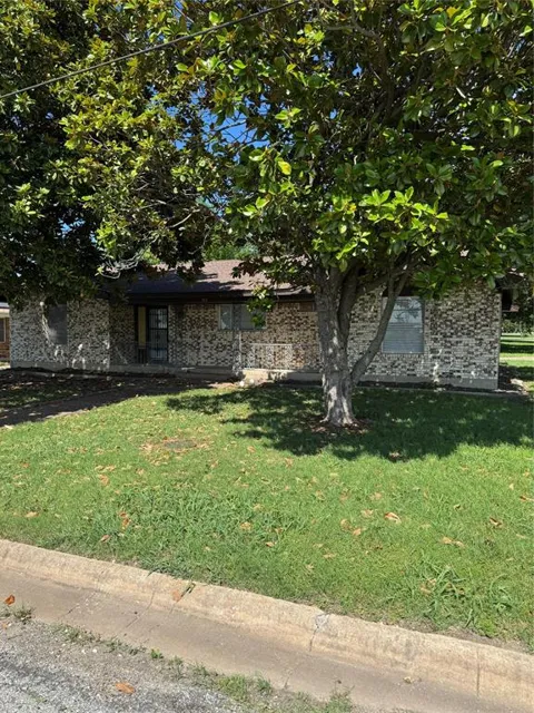 711 S Farmington Road