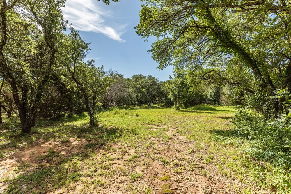 420 Private Road 1400 E Morgan, TX 76671