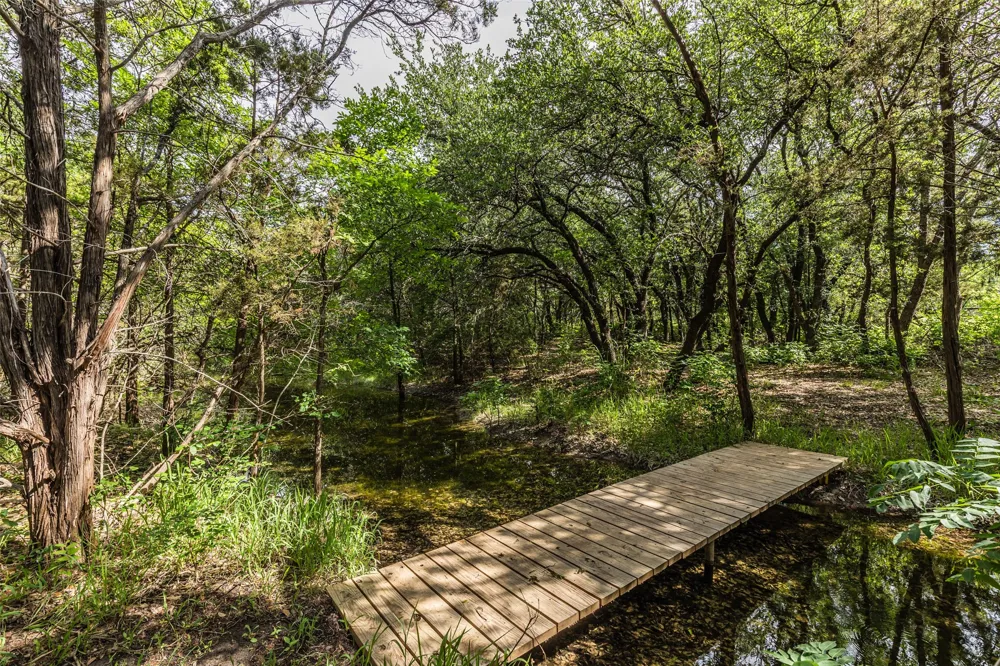 420 Private Road 1400 E Morgan, TX 76671