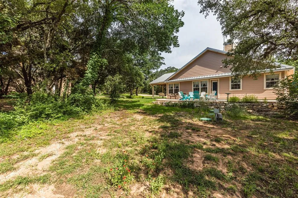 420 Private Road 1400 E Morgan, TX 76671