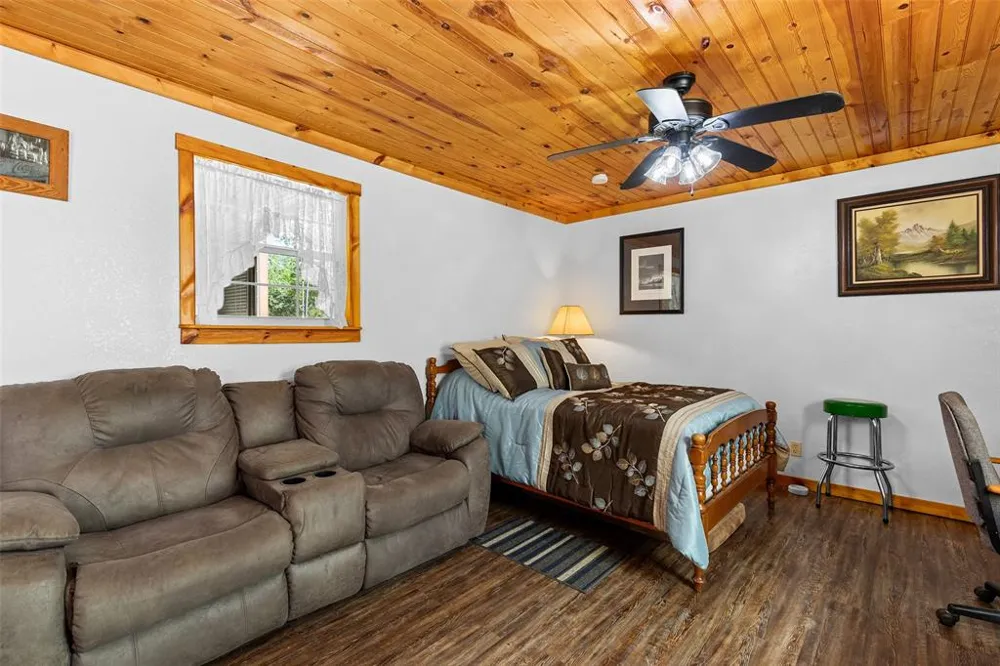 420 Private Road 1400 E Morgan, TX 76671