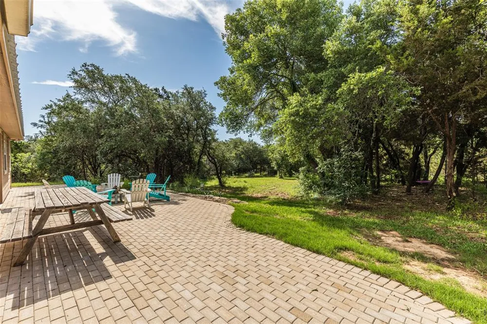 420 Private Road 1400 E Morgan, TX 76671