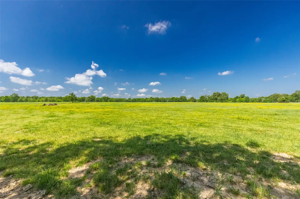 300 County Road 3636 Road Dike, TX 75437