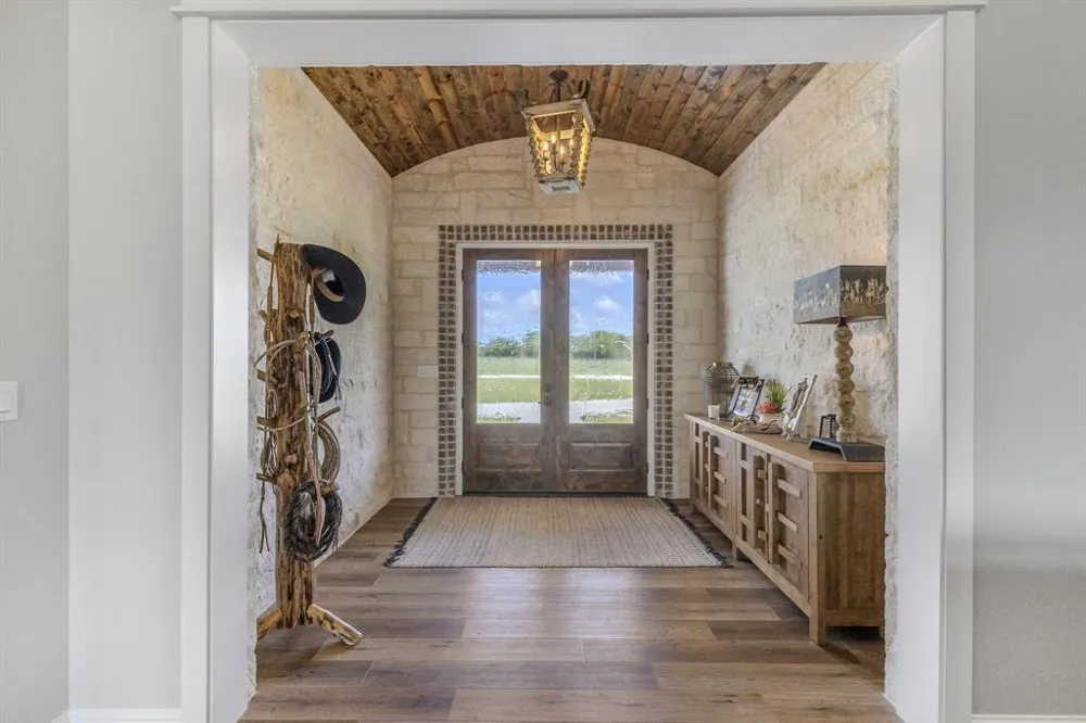 300 County Road 3636 Road Dike, TX 75437