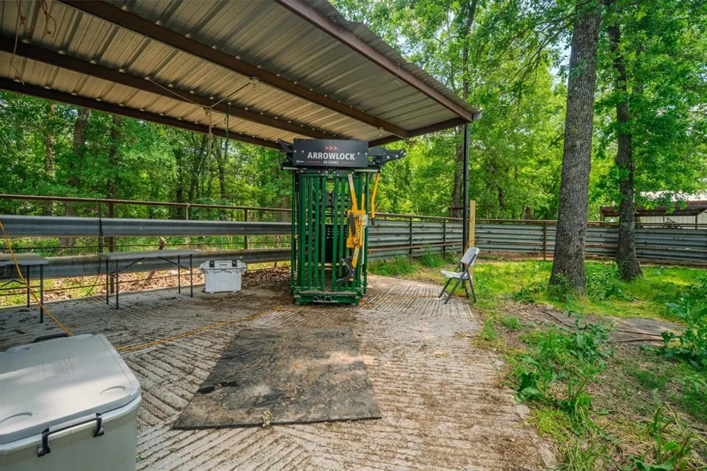 300 County Road 3636 Road Dike, TX 75437