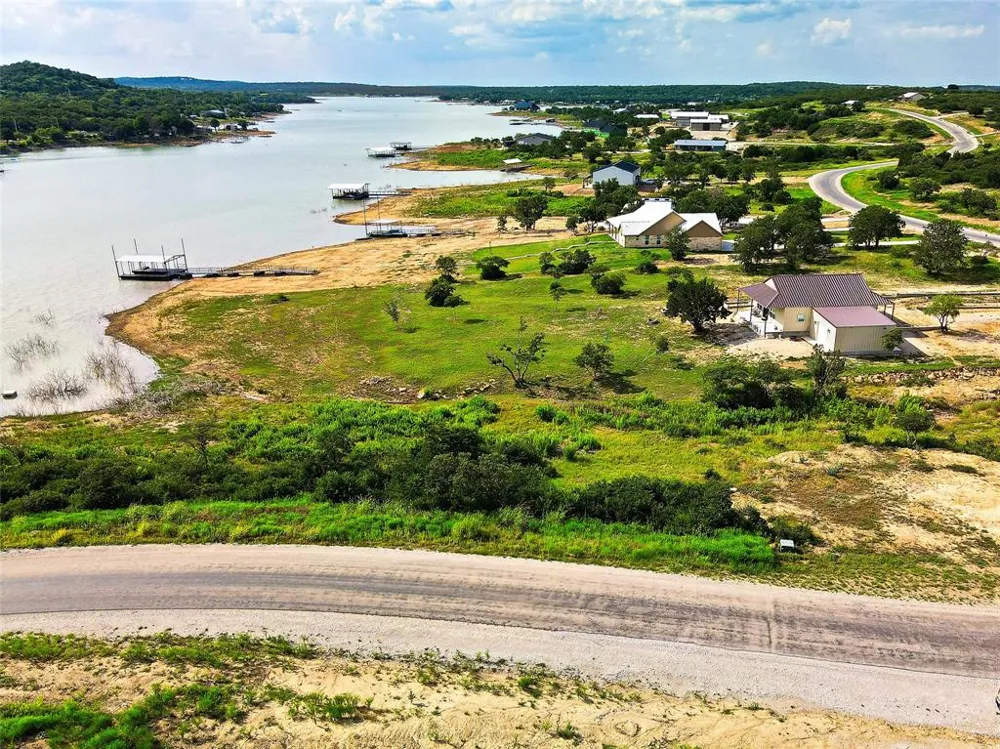 371 Hidden Shores Drive Cisco, TX 76437