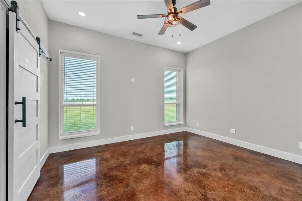 4153 Fm 901 Whitesboro, TX 76273