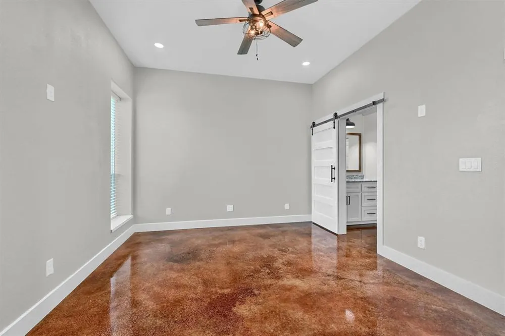 4153 Fm 901 Whitesboro, TX 76273