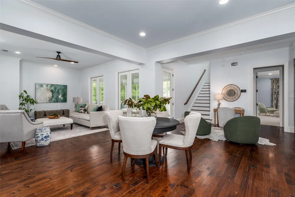 812 Baker Street McKinney, TX 75069
