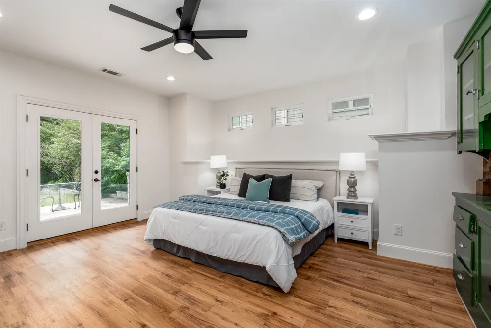 812 Baker Street McKinney, TX 75069