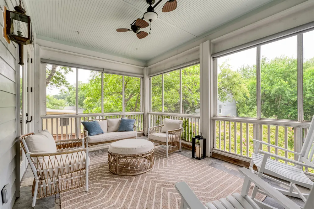 812 Baker Street McKinney, TX 75069