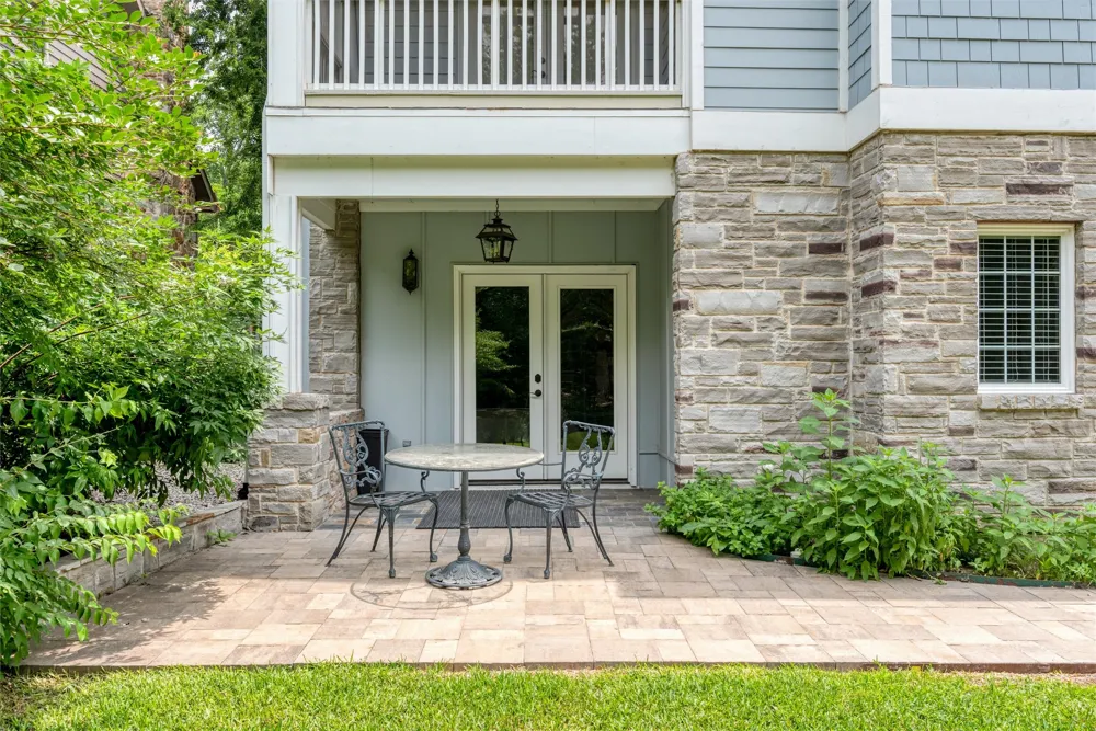 812 Baker Street McKinney, TX 75069