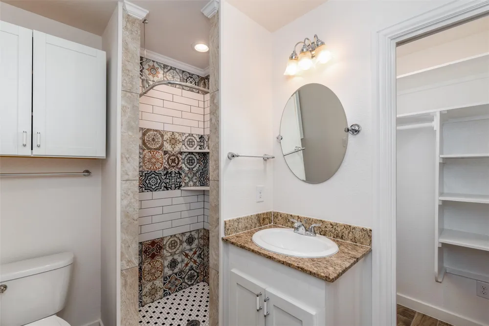 812 Baker Street McKinney, TX 75069