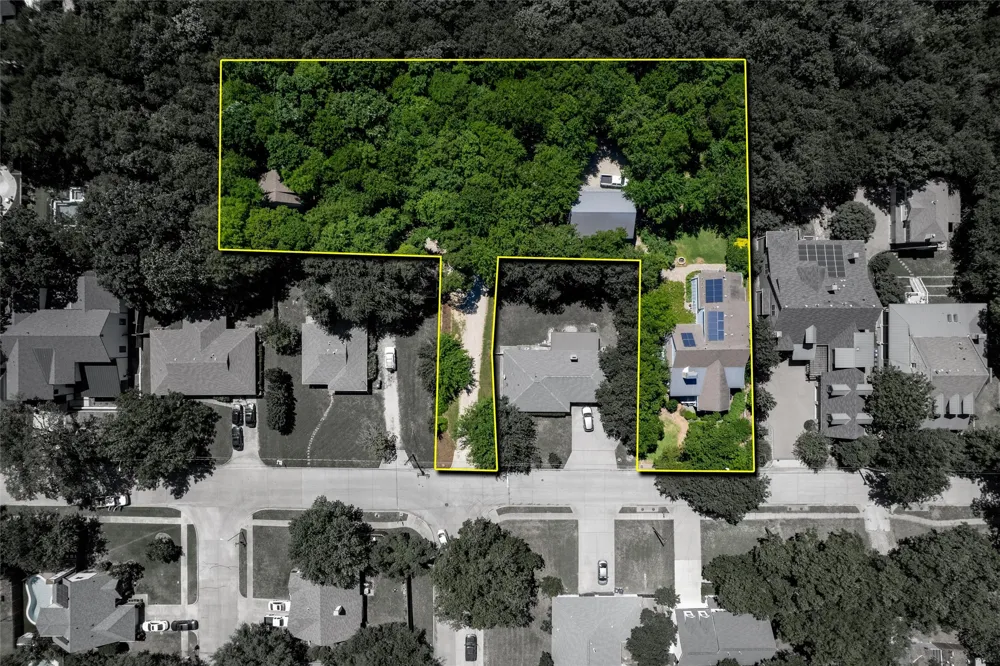 812 Baker Street McKinney, TX 75069