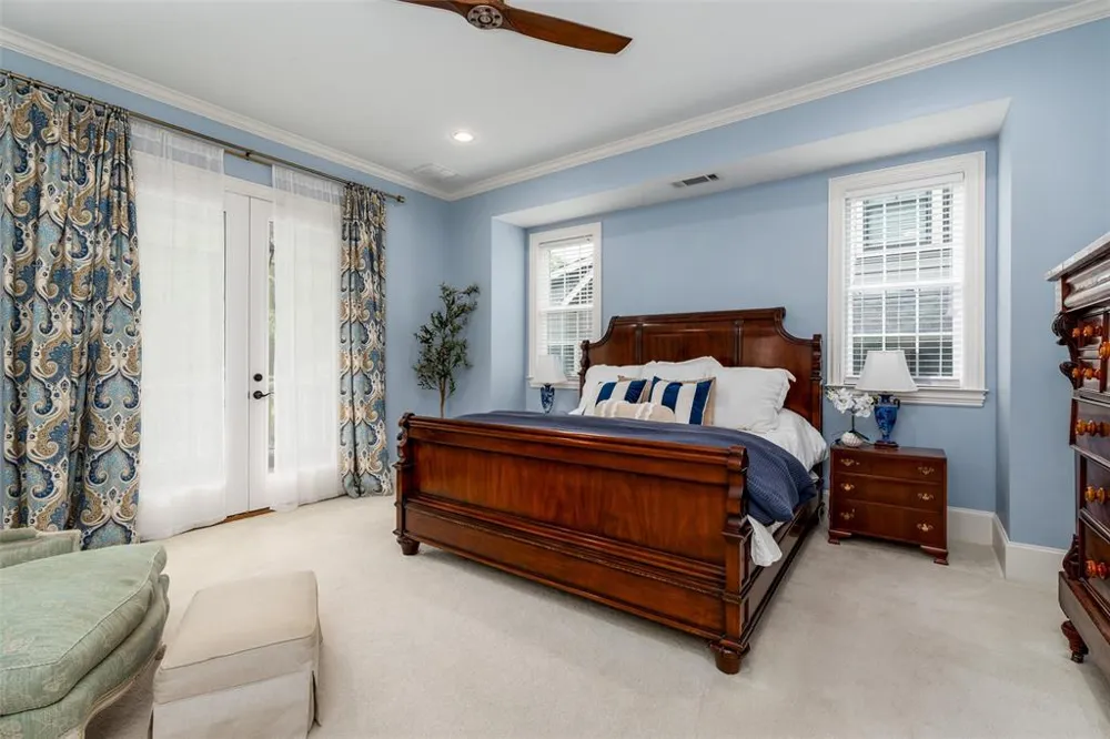 812 Baker Street McKinney, TX 75069