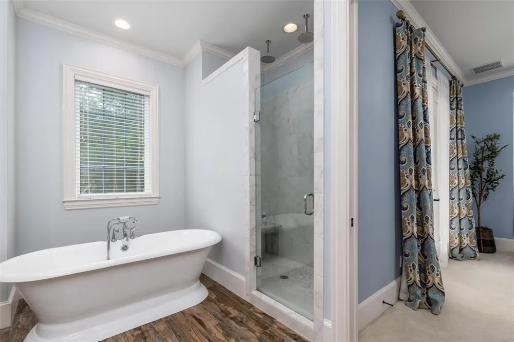 812 Baker Street McKinney, TX 75069