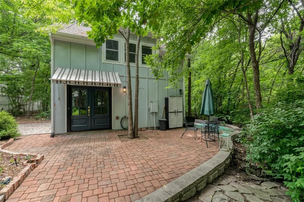 812 Baker Street McKinney, TX 75069