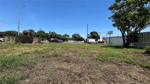 9909 S 41 HIGHWAY