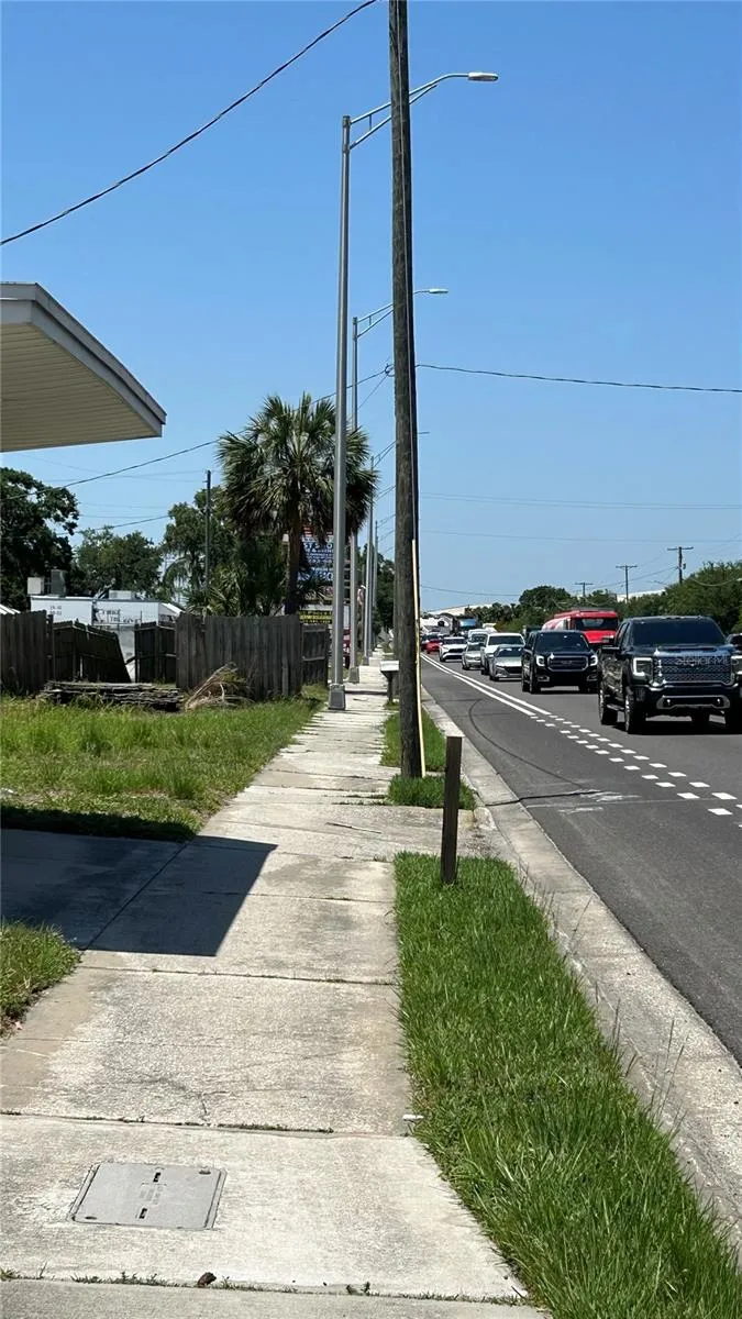9909 S 41 HIGHWAY Gibsonton, FL 33534