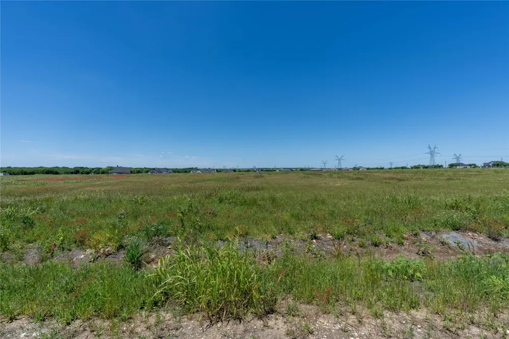7257 Tom Trail Krum, TX 76249