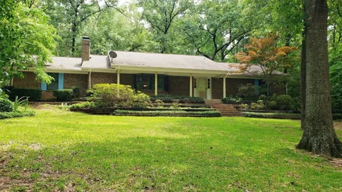 401 S Timberlane