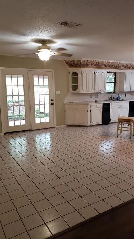 401 S Timberlane Lone Star, TX 75638