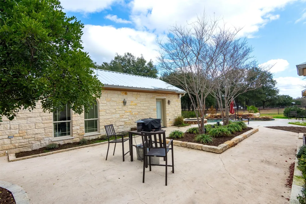 1367 Indian Pass Salado, TX 76571