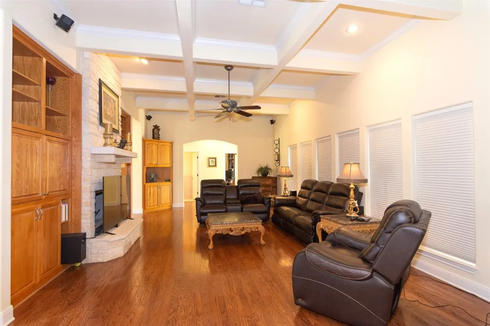 1367 Indian Pass Salado, TX 76571