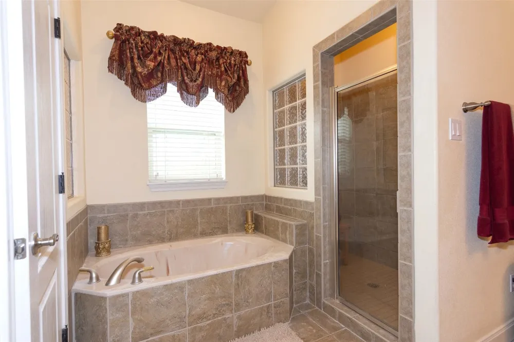 1367 Indian Pass Salado, TX 76571