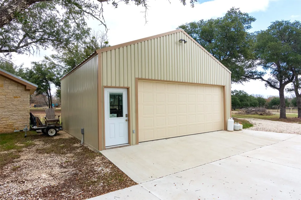 1367 Indian Pass Salado, TX 76571