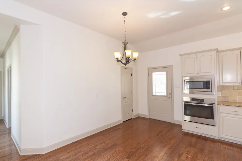 1367 Indian Pass Salado, TX 76571