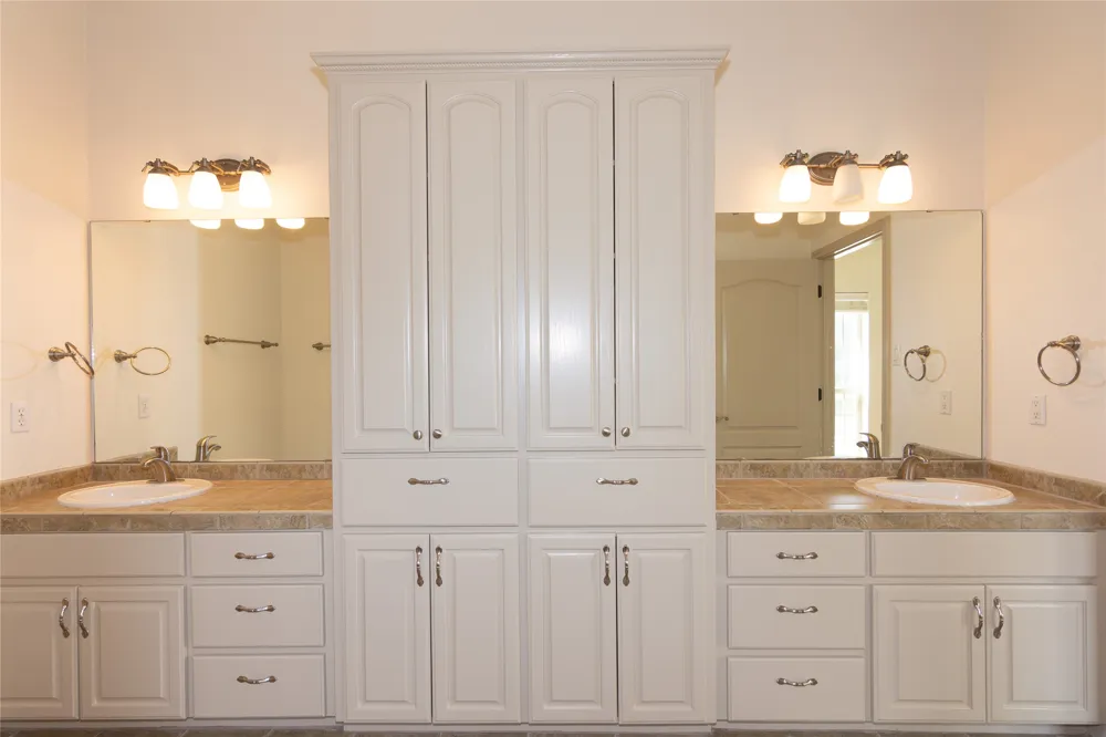 1367 Indian Pass Salado, TX 76571
