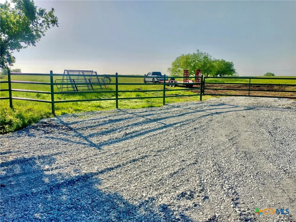 3 Fm 339 Mount Calm, TX 76673