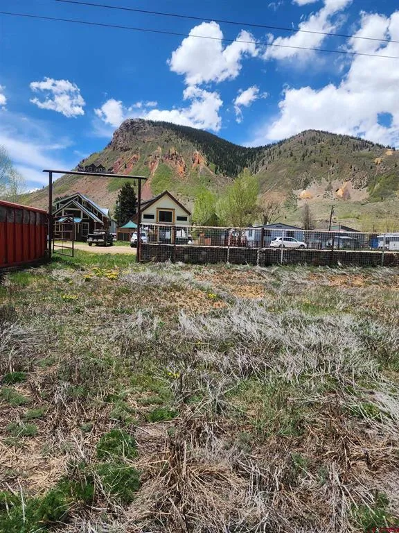 Mineral (between 8th & 9th Streets) Silverton, CO 81433