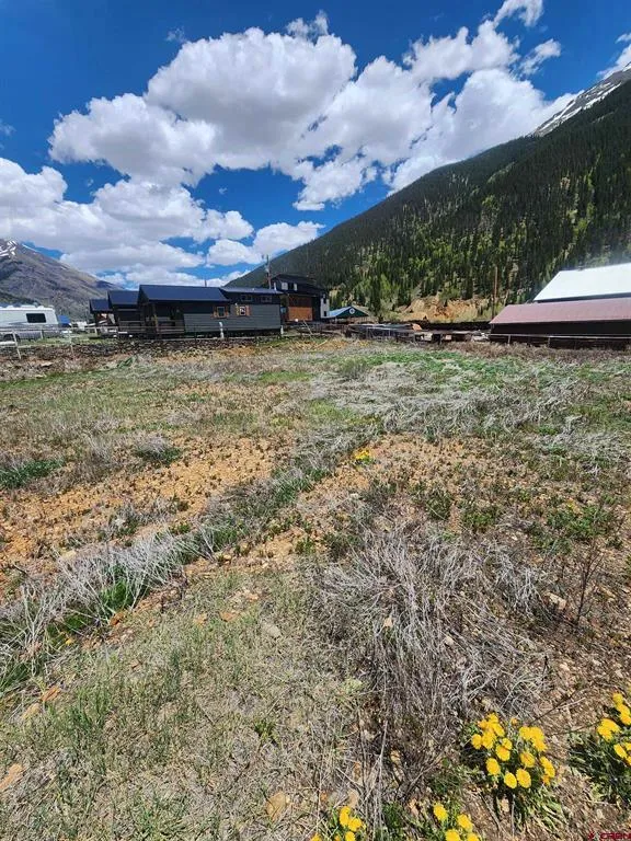 Mineral (between 8th & 9th Streets) Silverton, CO 81433