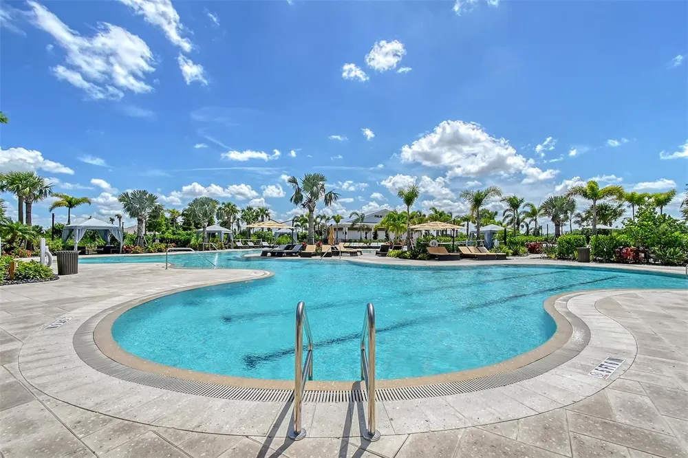 17550 CRESCENT MOON LOOP Bradenton, FL 34211