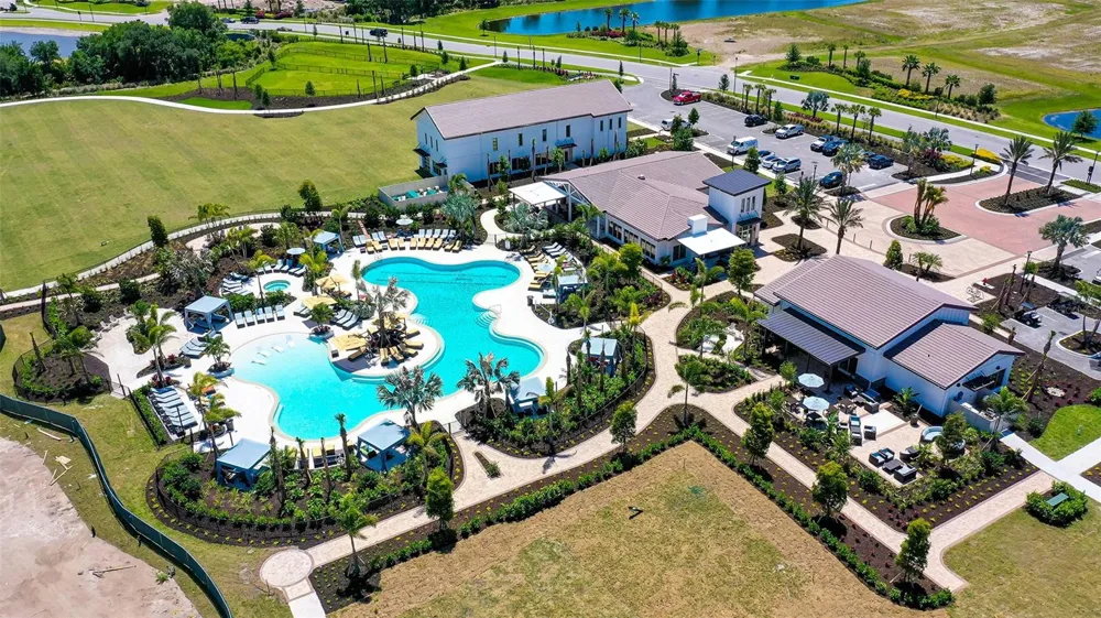 17550 CRESCENT MOON LOOP Bradenton, FL 34211