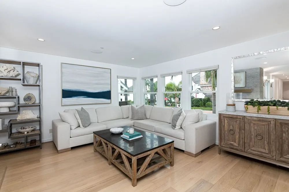 214 Marguerite Avenue Corona del Mar, CA 92625
