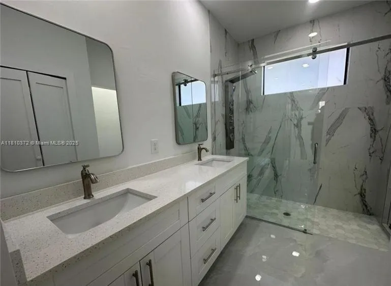 2002 E 13th St Lehigh Acres, FL 33972