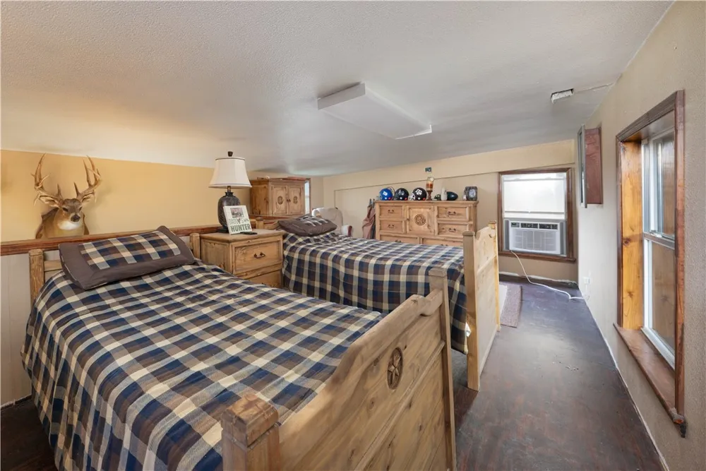 227 Hollow Tree Alice, TX 78332