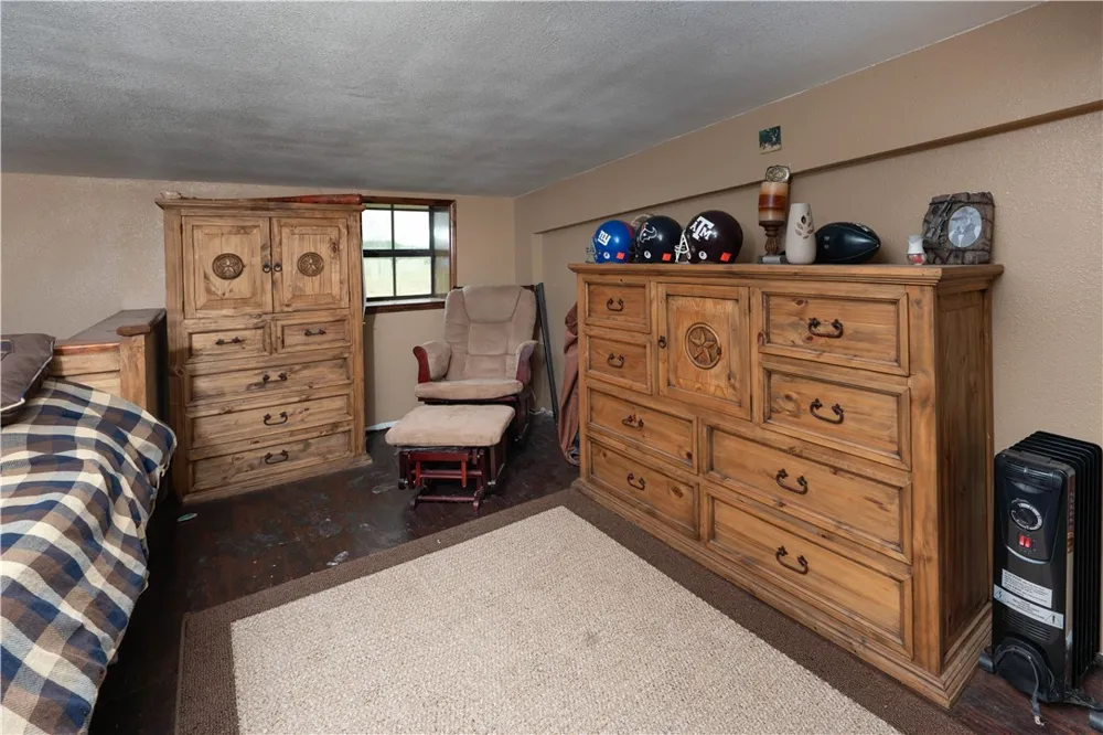 227 Hollow Tree Alice, TX 78332