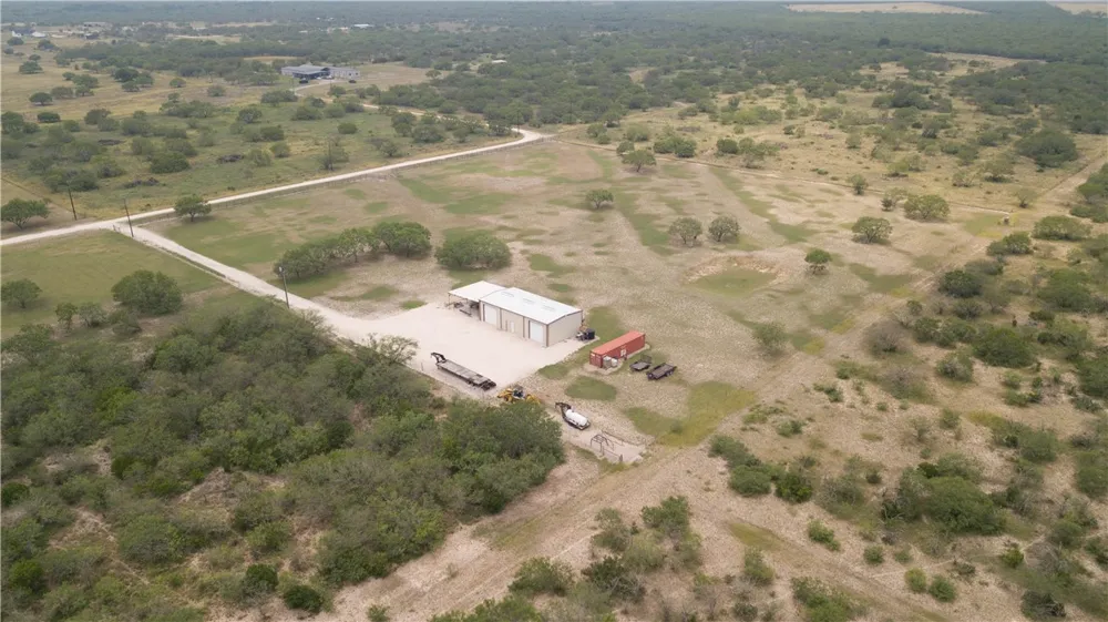 227 Hollow Tree Alice, TX 78332