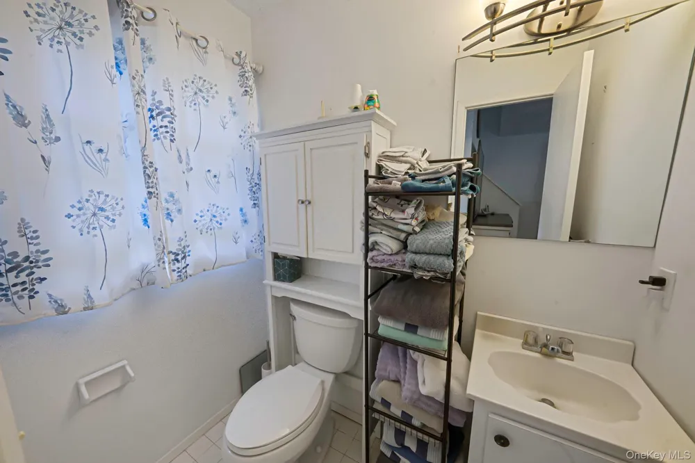 28 Huntting Road East Hampton, NY 11937