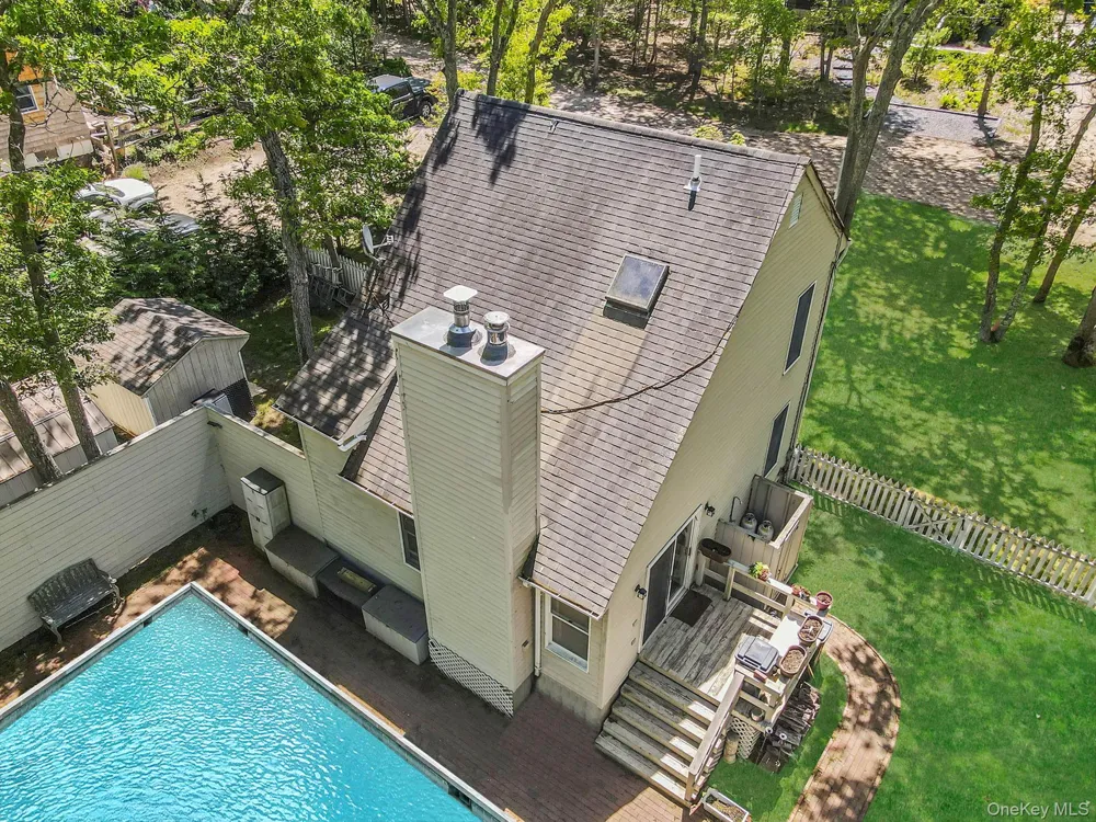 28 Huntting Road East Hampton, NY 11937