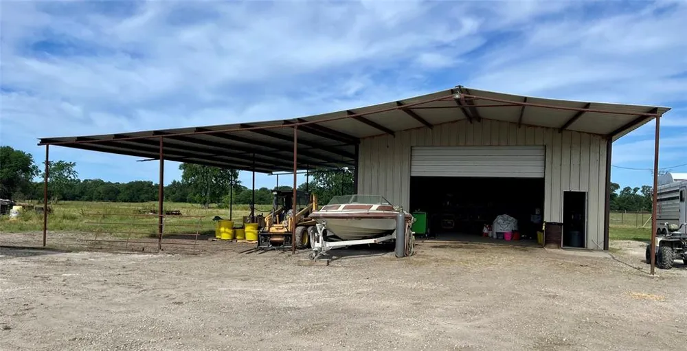 4798 E FM 198 Lake Creek, TX 75450