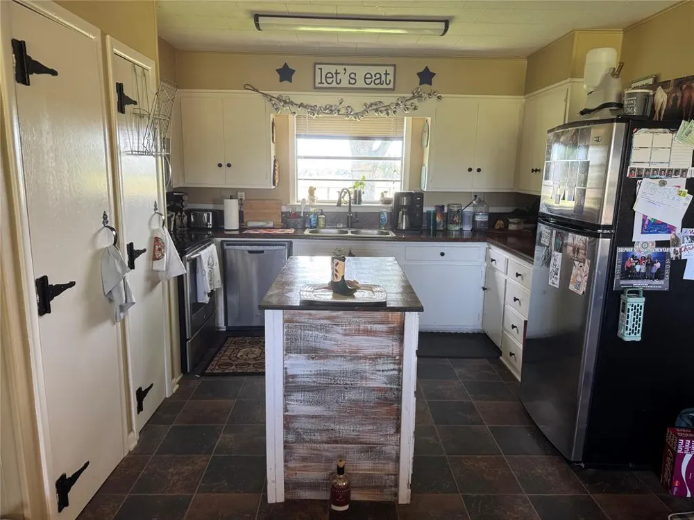 4798 E FM 198 Lake Creek, TX 75450