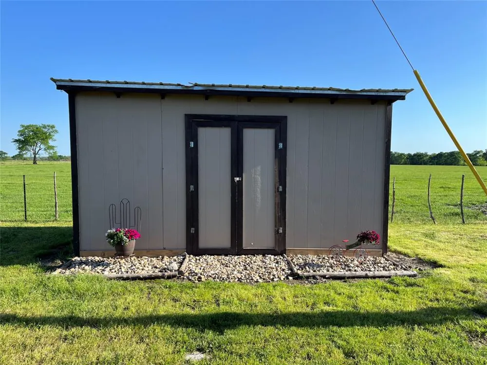 4798 E FM 198 Lake Creek, TX 75450